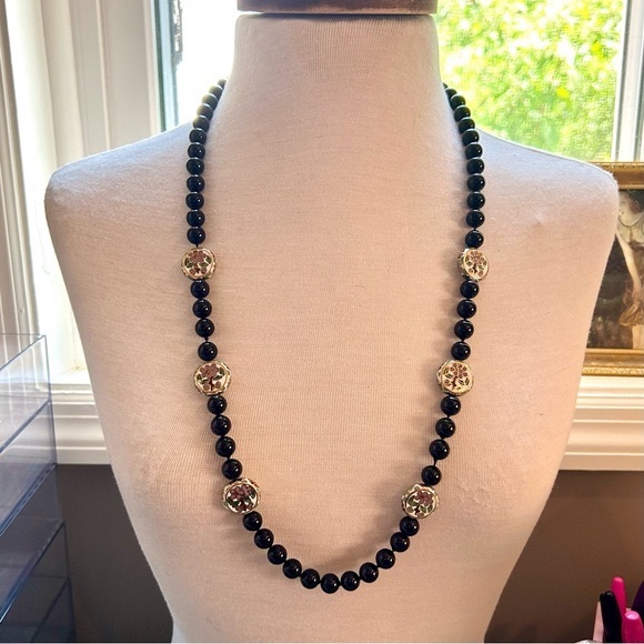 Vintage Onyx & Cloisonné Necklace | Lovely & Romantic - Picture 13 of 17